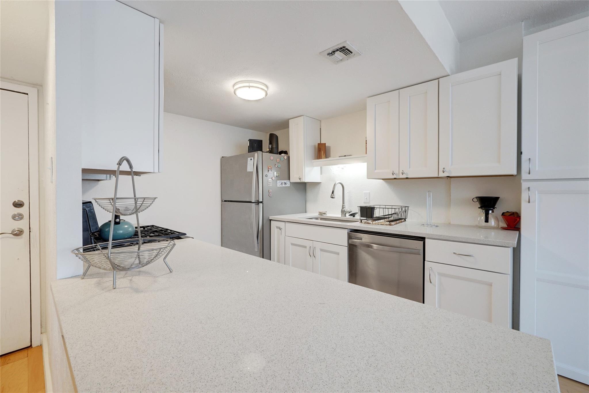 1800 Lavaca St #a703 Property Photo 11