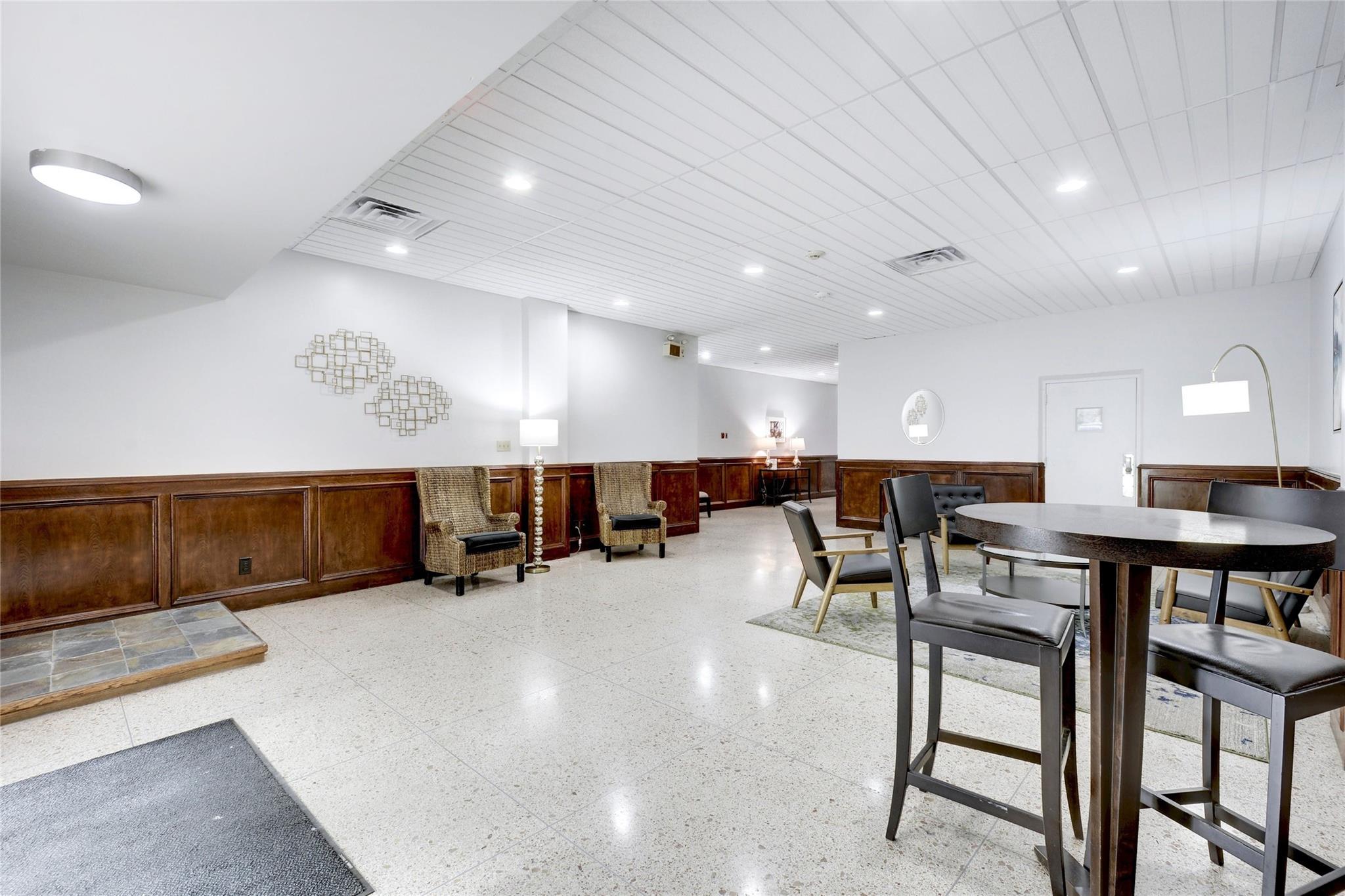 1800 Lavaca St #a703 Property Photo 23