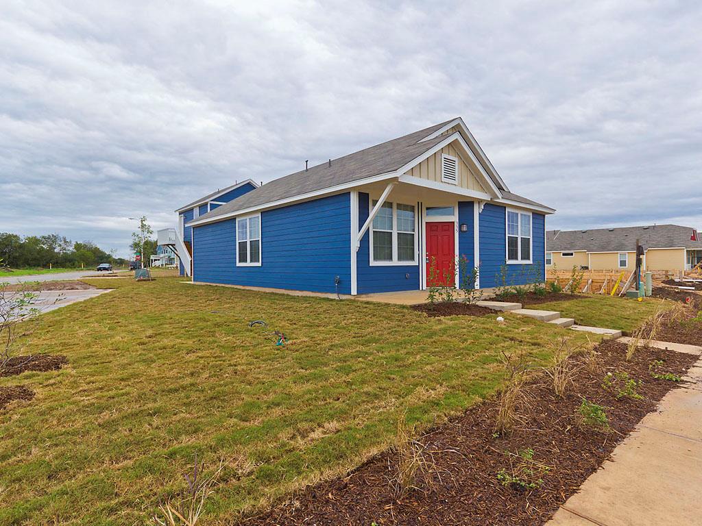 335 Rachel St #main Home Property Photo 4