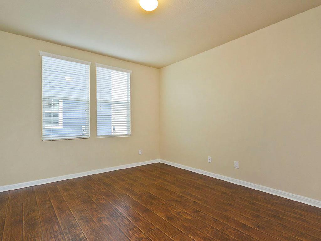335 Rachel St #main Home Property Photo 14