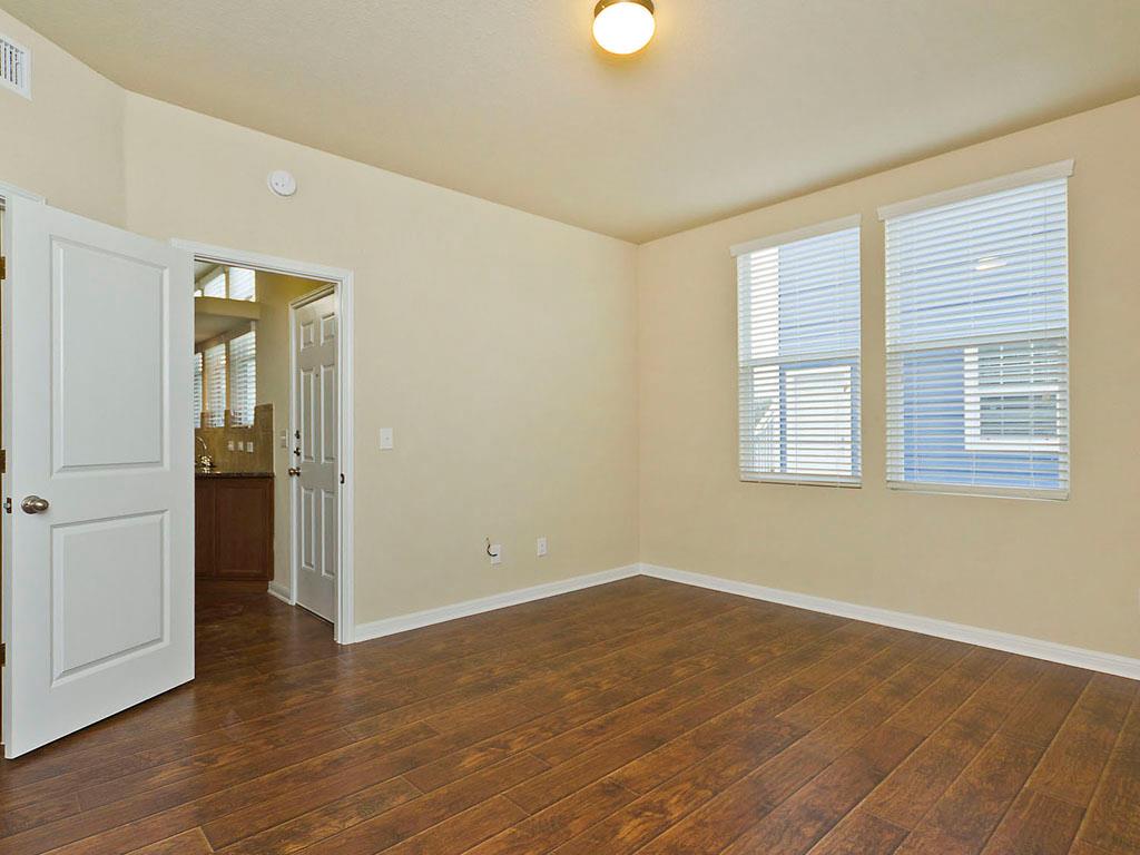 335 Rachel St #main Home Property Photo 15