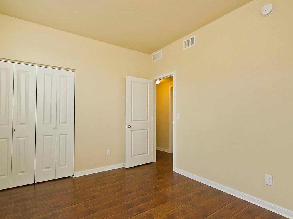 335 Rachel St #main Home Property Photo 21