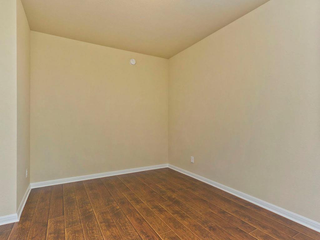 335 Rachel St #main Home Property Photo 22