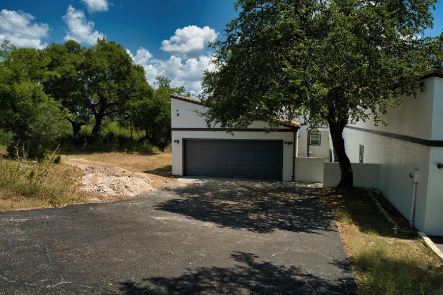 424 Seawind Dr Property Photo 25