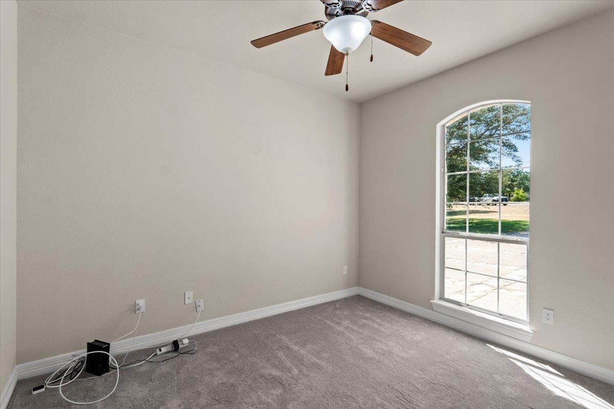 212 Neal Dr Property Photo 22