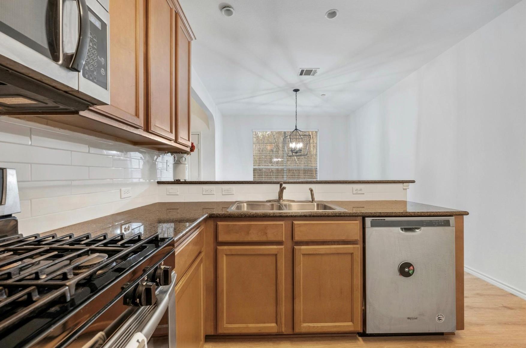 1310 W Parmer Ln #2903 Property Photo 11