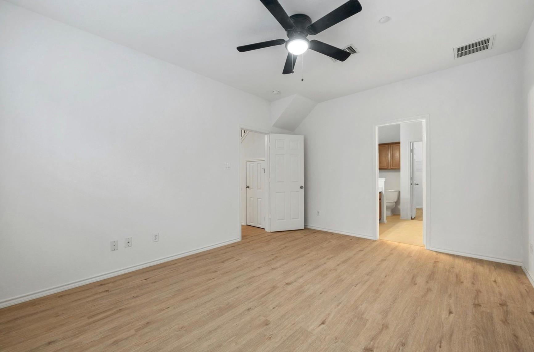 1310 W Parmer Ln #2903 Property Photo 18