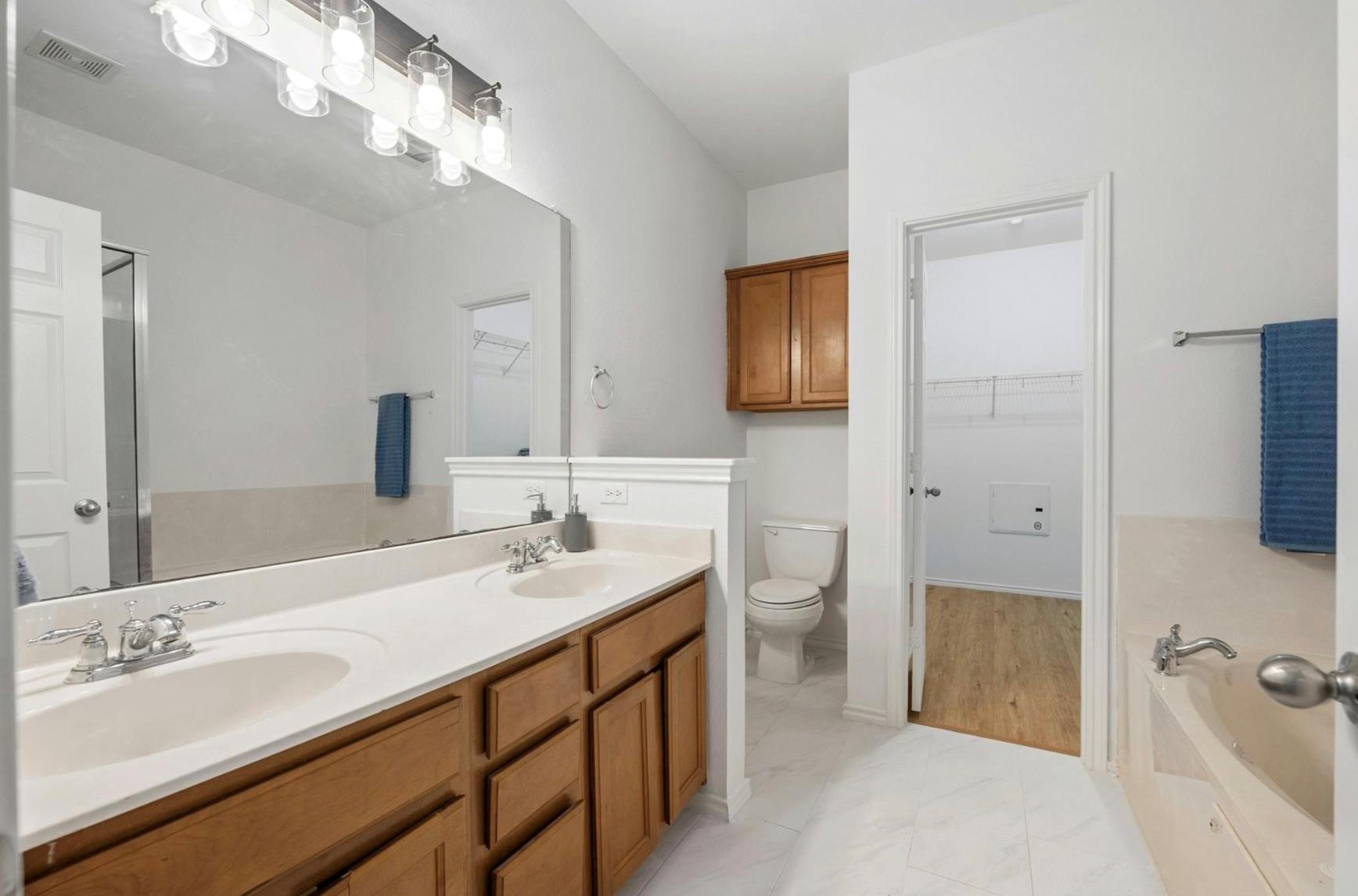 1310 W Parmer Ln #2903 Property Photo 21
