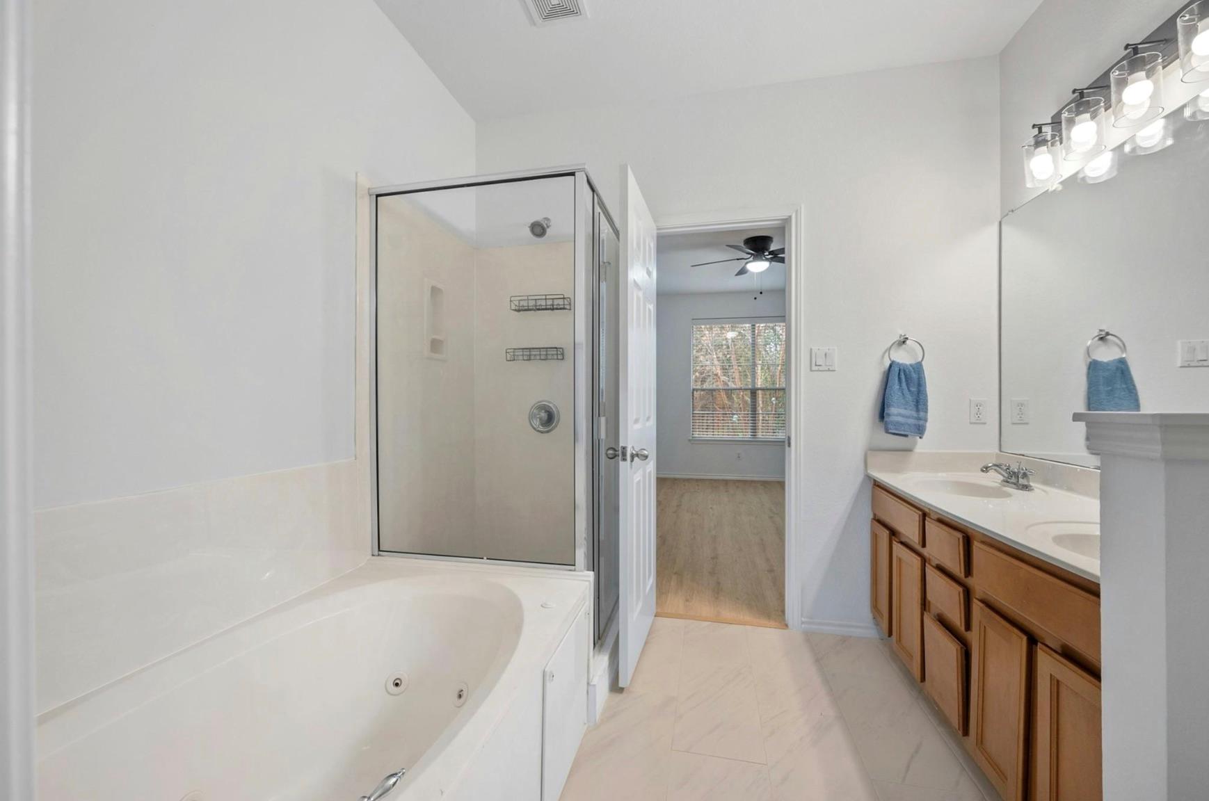 1310 W Parmer Ln #2903 Property Photo 22