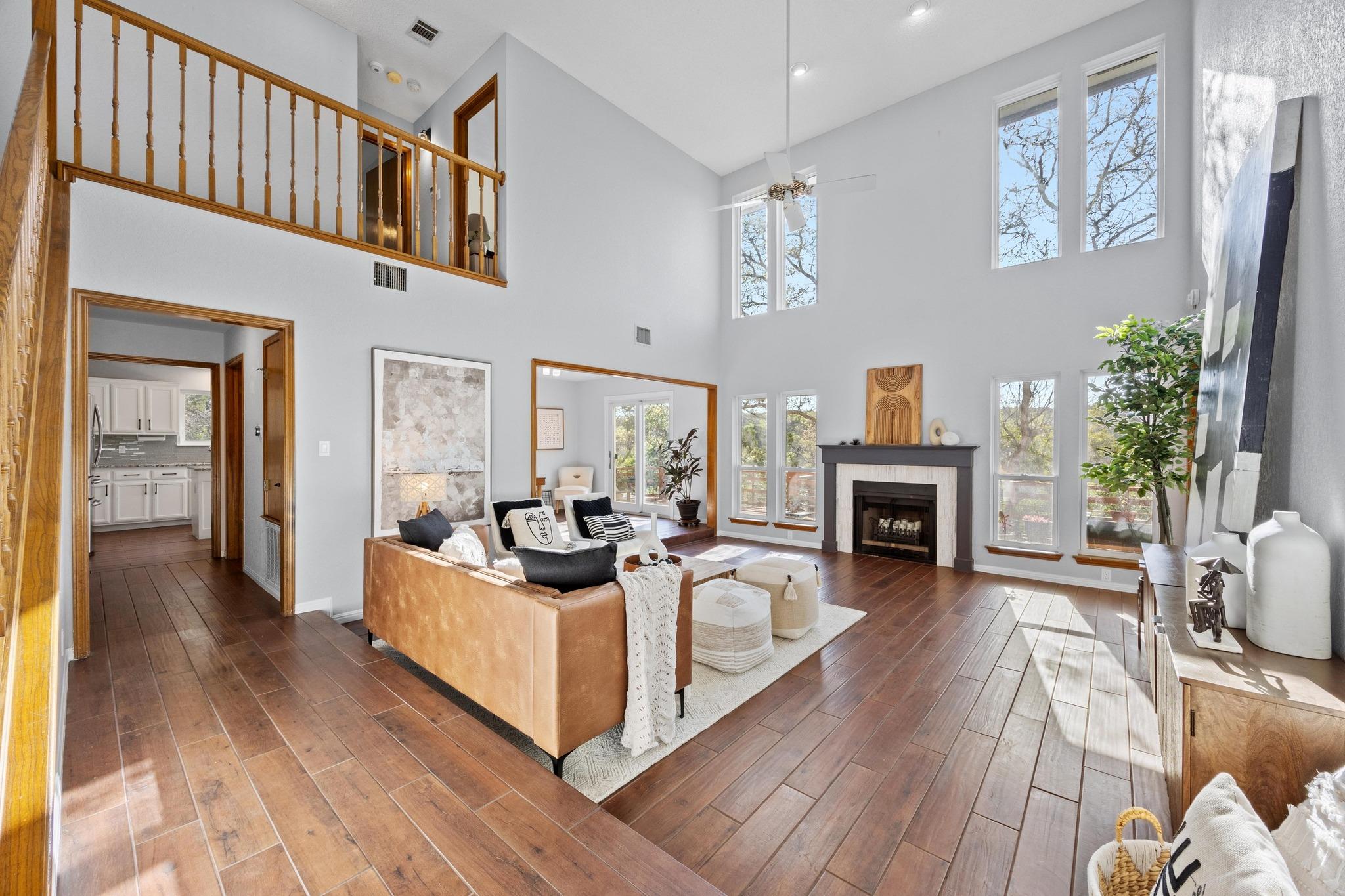 10703 Callanish Park Dr Property Photo 3