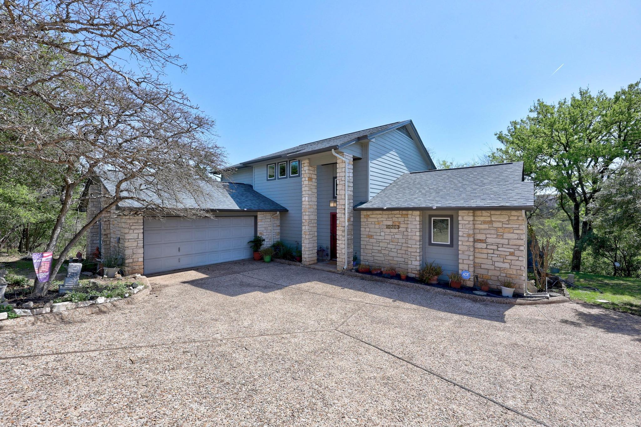 10703 Callanish Park Dr Property Photo 6
