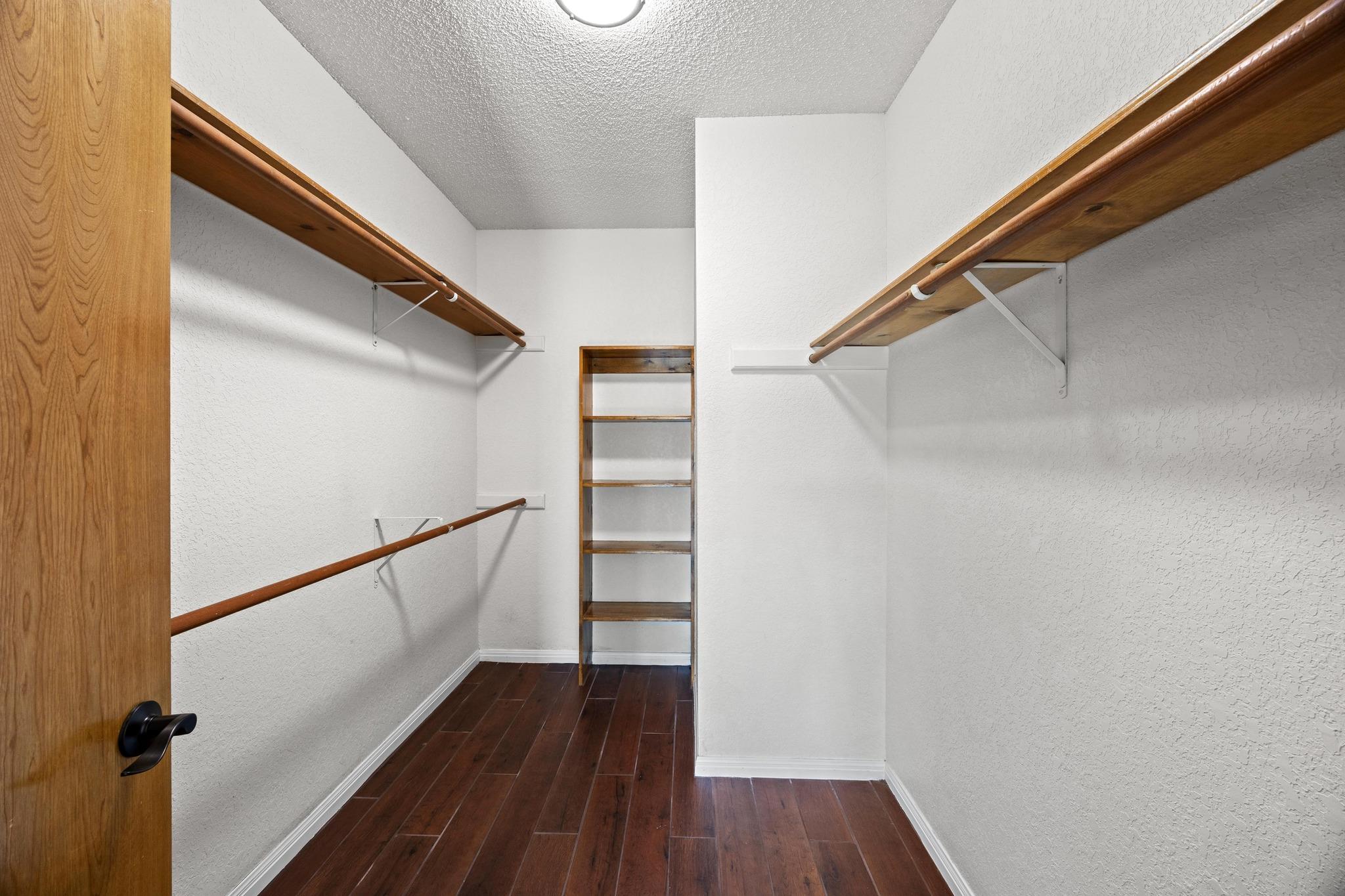 10703 Callanish Park Dr Property Photo 16
