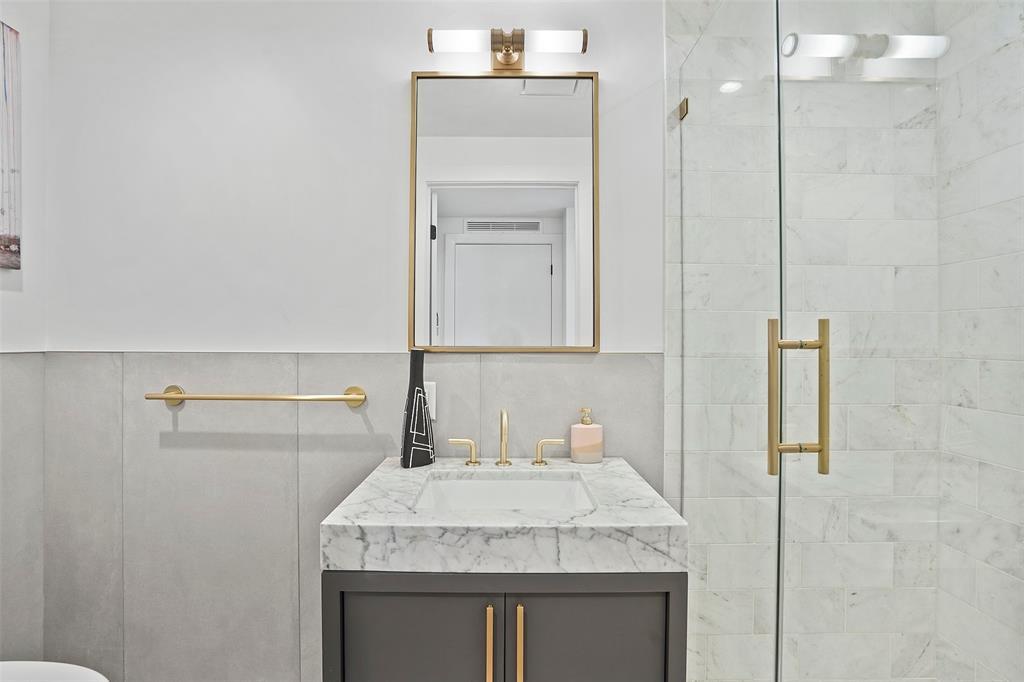 70 Rainey St #1409 Property Photo 21