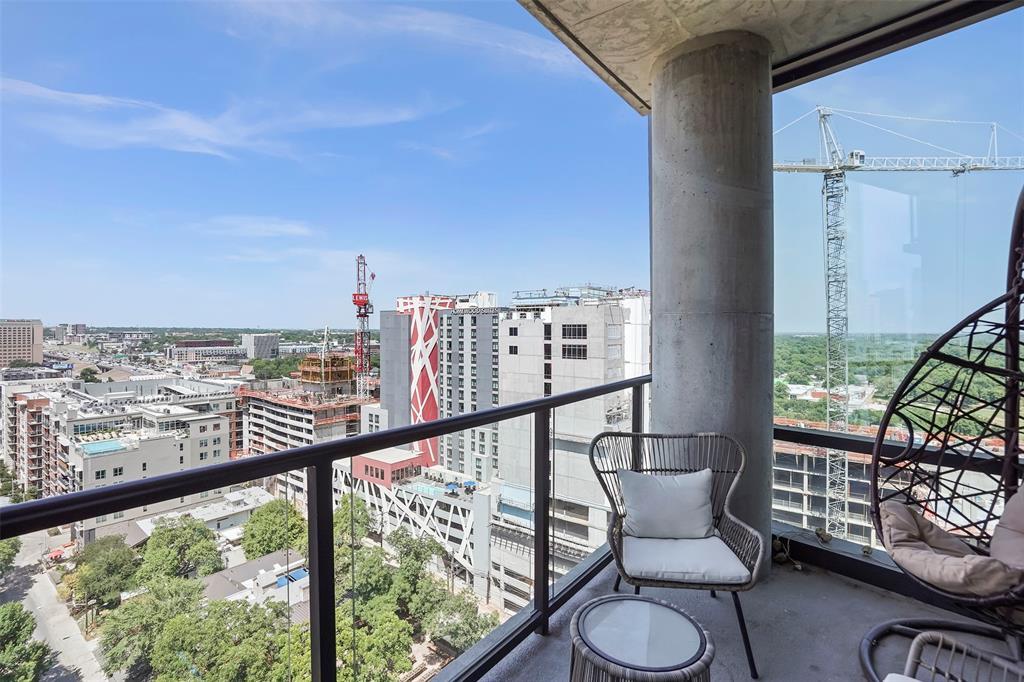 70 Rainey St #1409 Property Photo 22