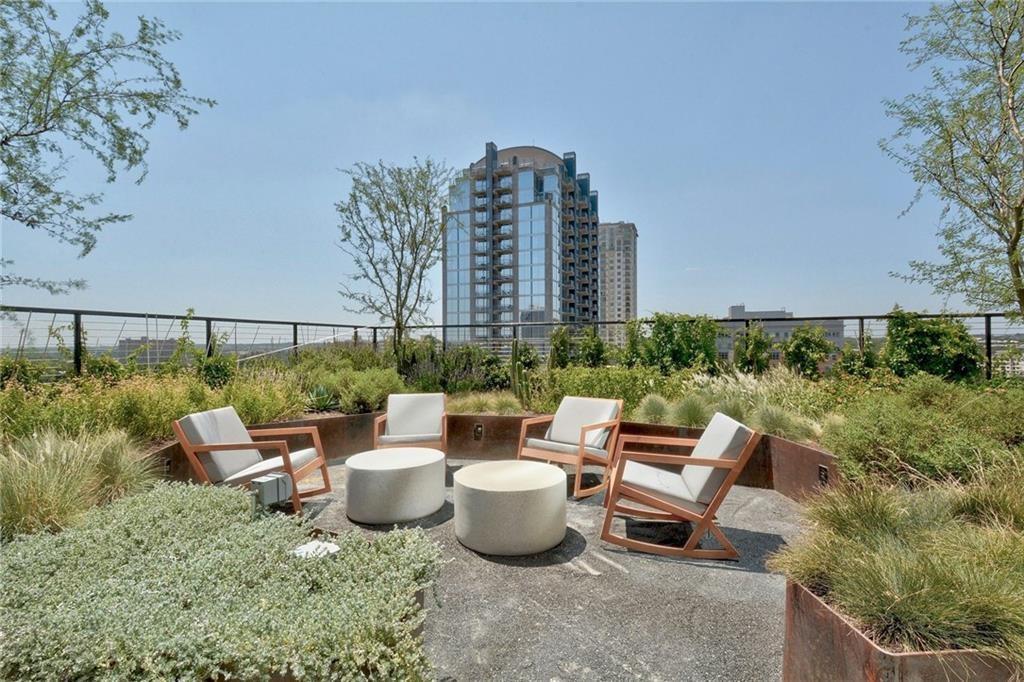 70 Rainey St #1409 Property Photo 30