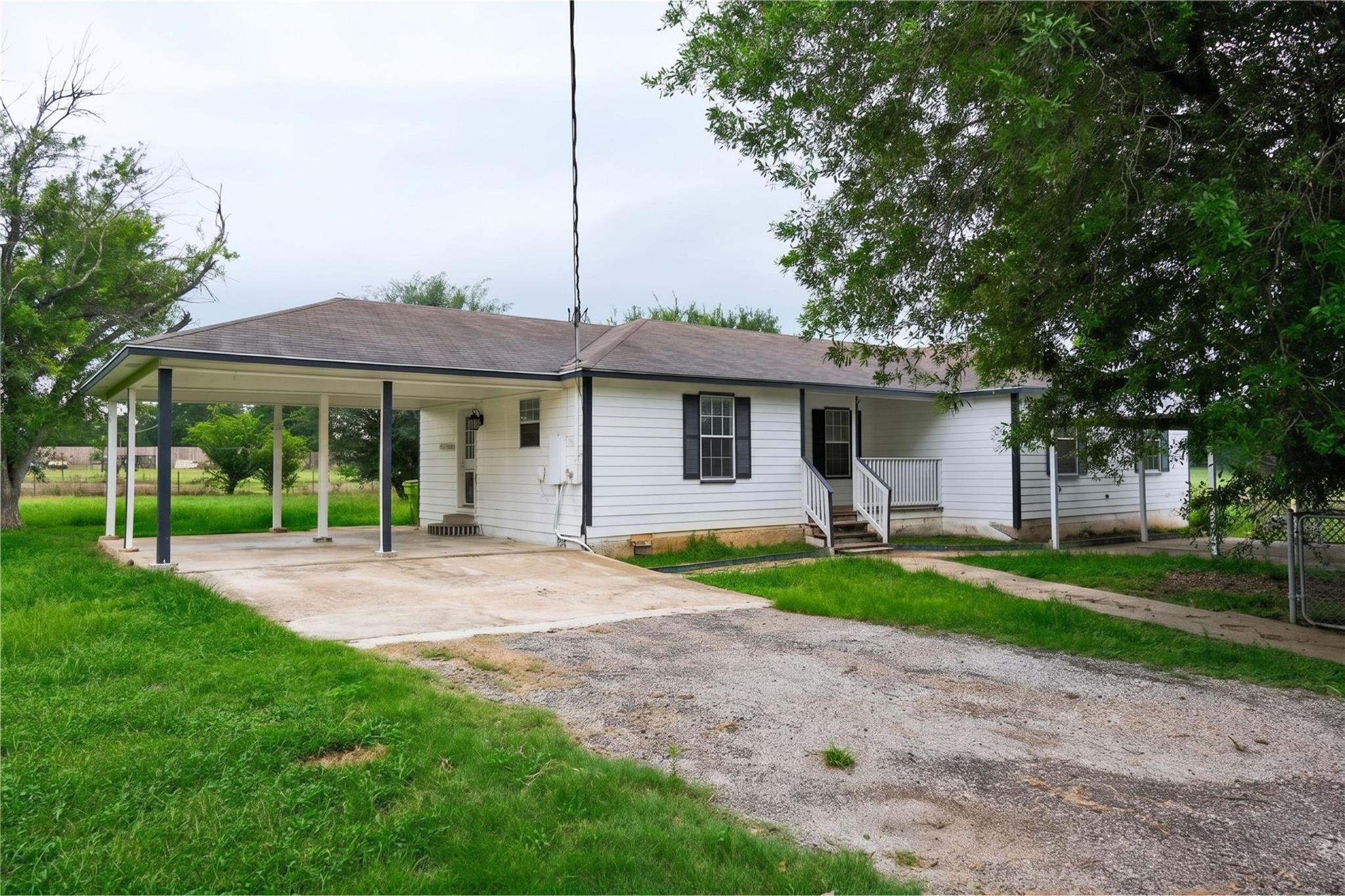 1778 Fm 1704 None #c Property Photo 1