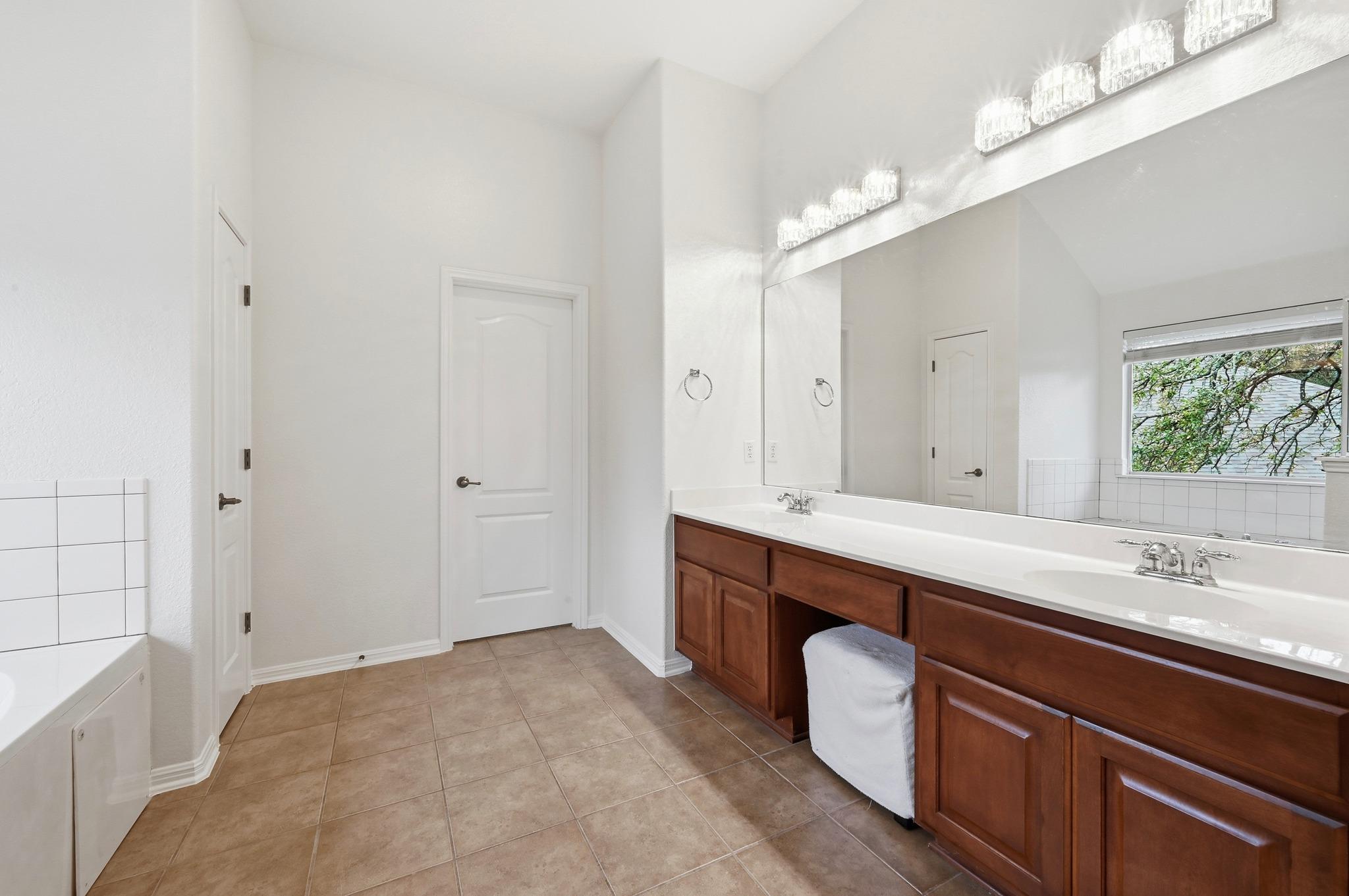 12613 Palfrey Dr Property Photo 21
