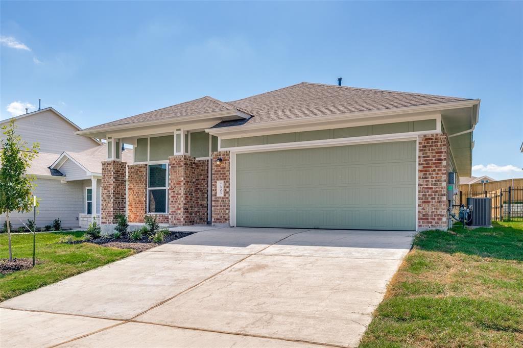 7505 Poppy Petal Loop Property Photo 1