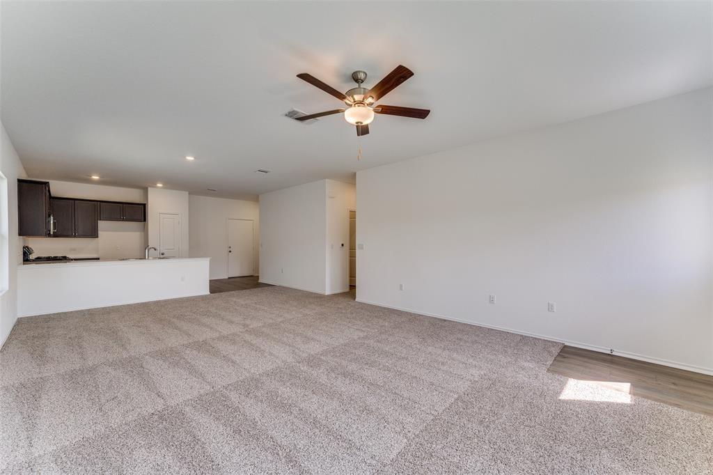 7505 Poppy Petal Loop Property Photo 11