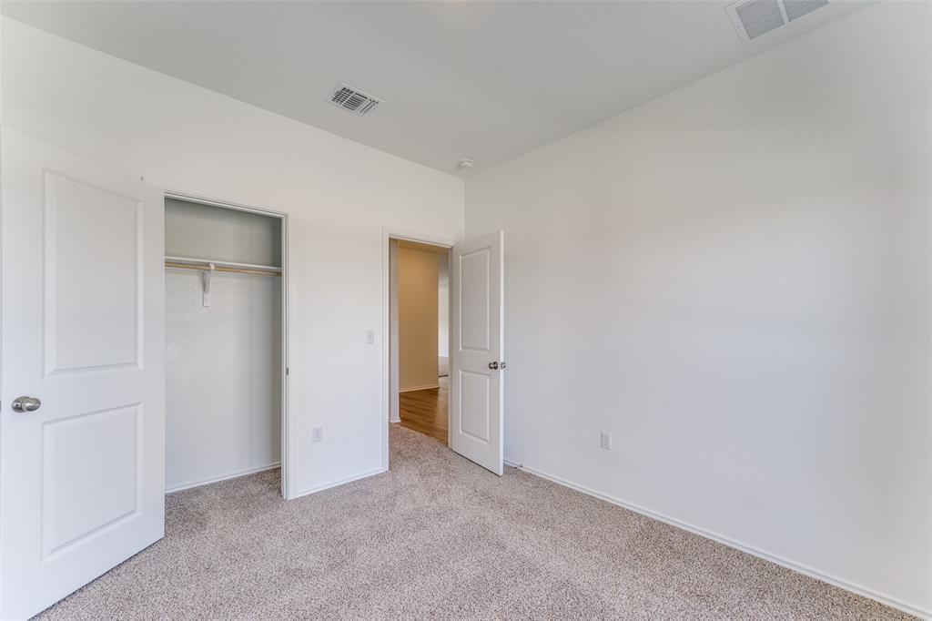 7505 Poppy Petal Loop Property Photo 15