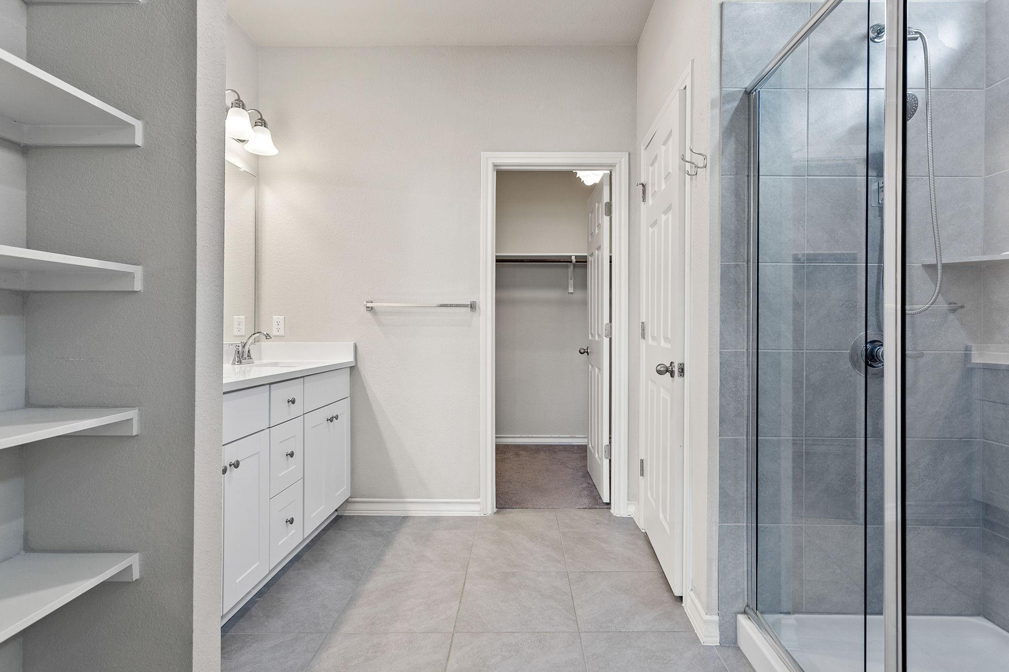 12104 Cimaizon Dr Property Photo 16