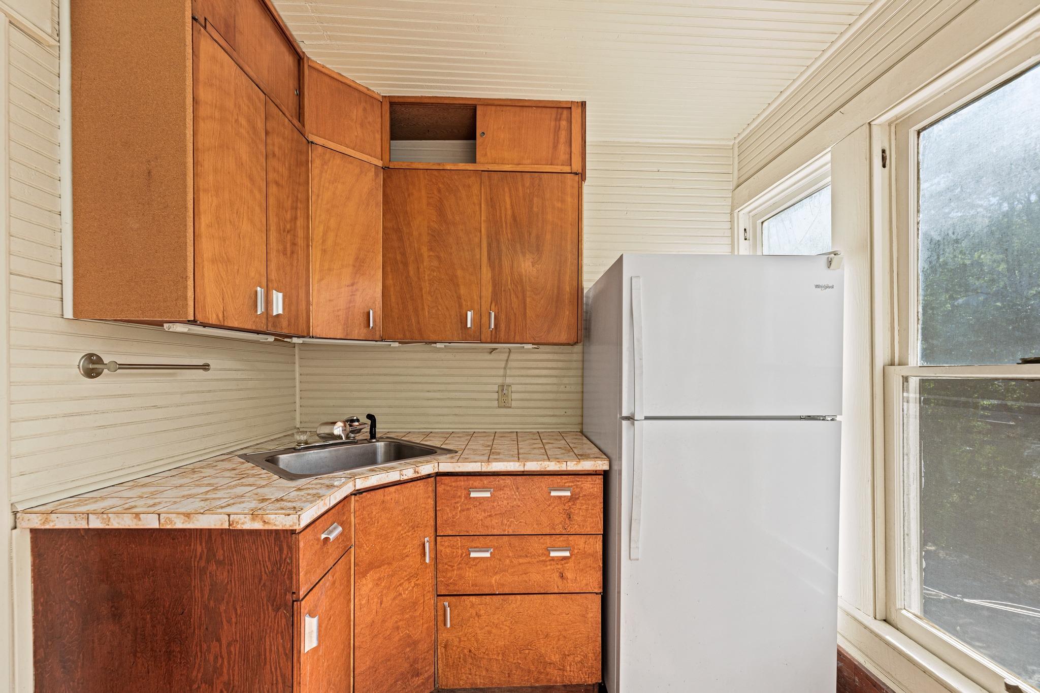 3205 Guadalupe St #b Property Photo 7
