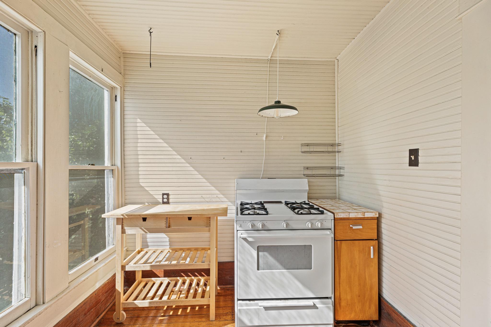 3205 Guadalupe St #b Property Photo 8