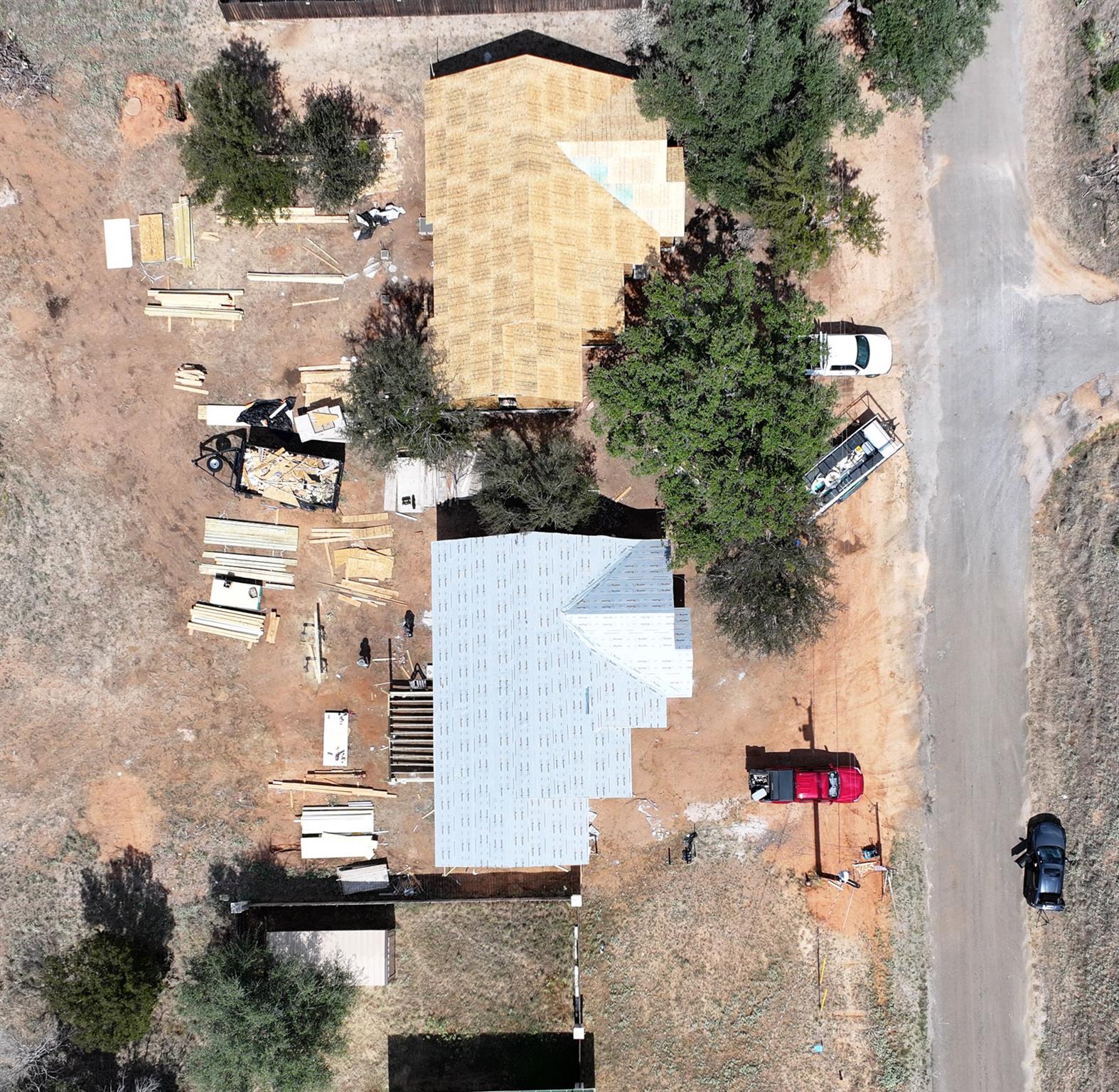 1802 Redwood Dr Property Photo 6