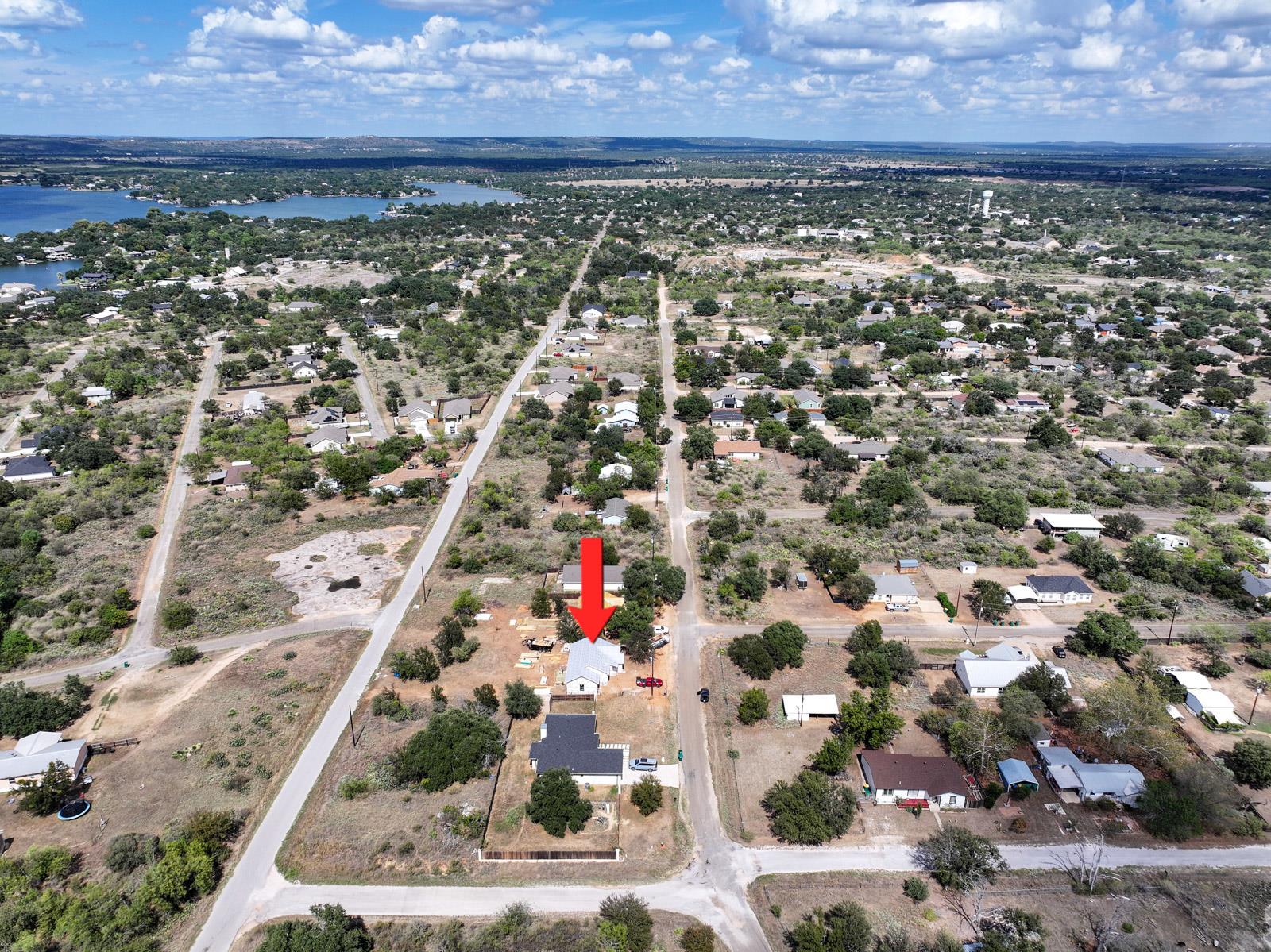 1802 Redwood Dr Property Photo 8
