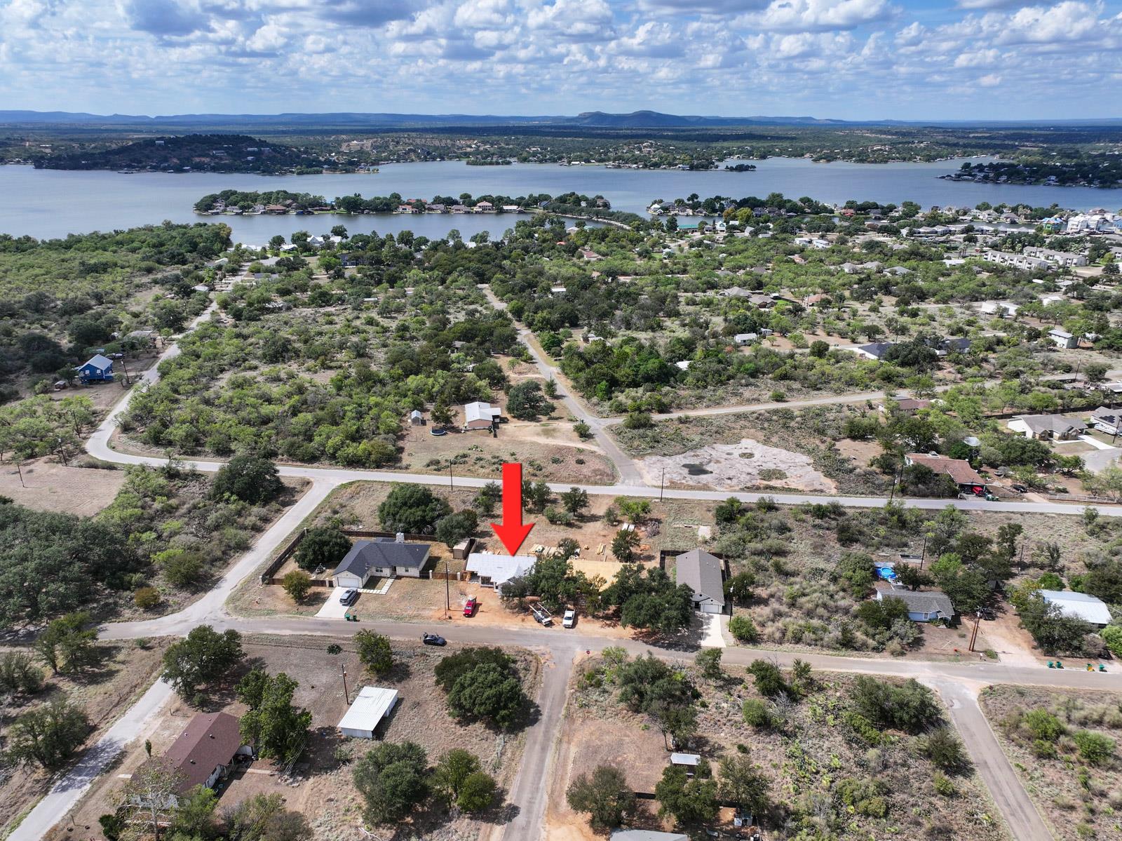 1802 Redwood Dr Property Photo 9