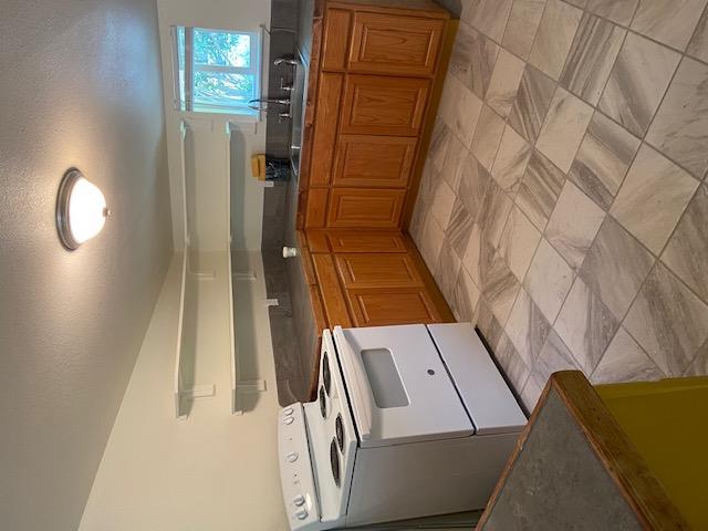 823 Monterrey St Property Photo 5