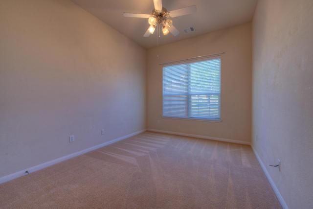 225 Lexington Dr Property Photo 15