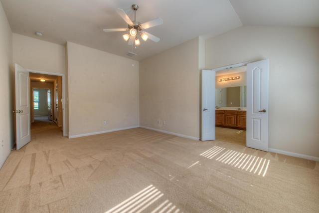 225 Lexington Dr Property Photo 19