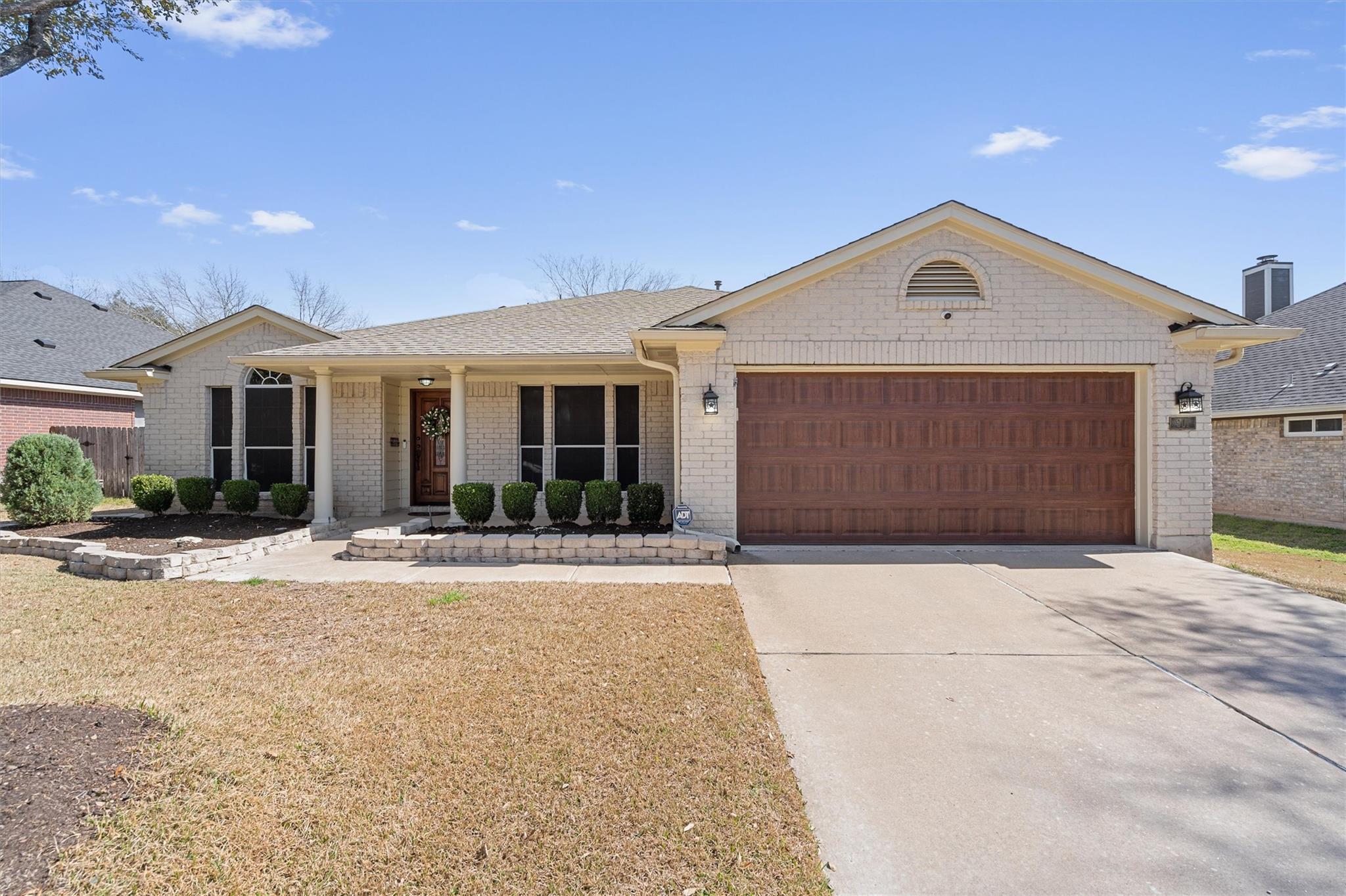 901 Clarence Bohls Ln Property Photo