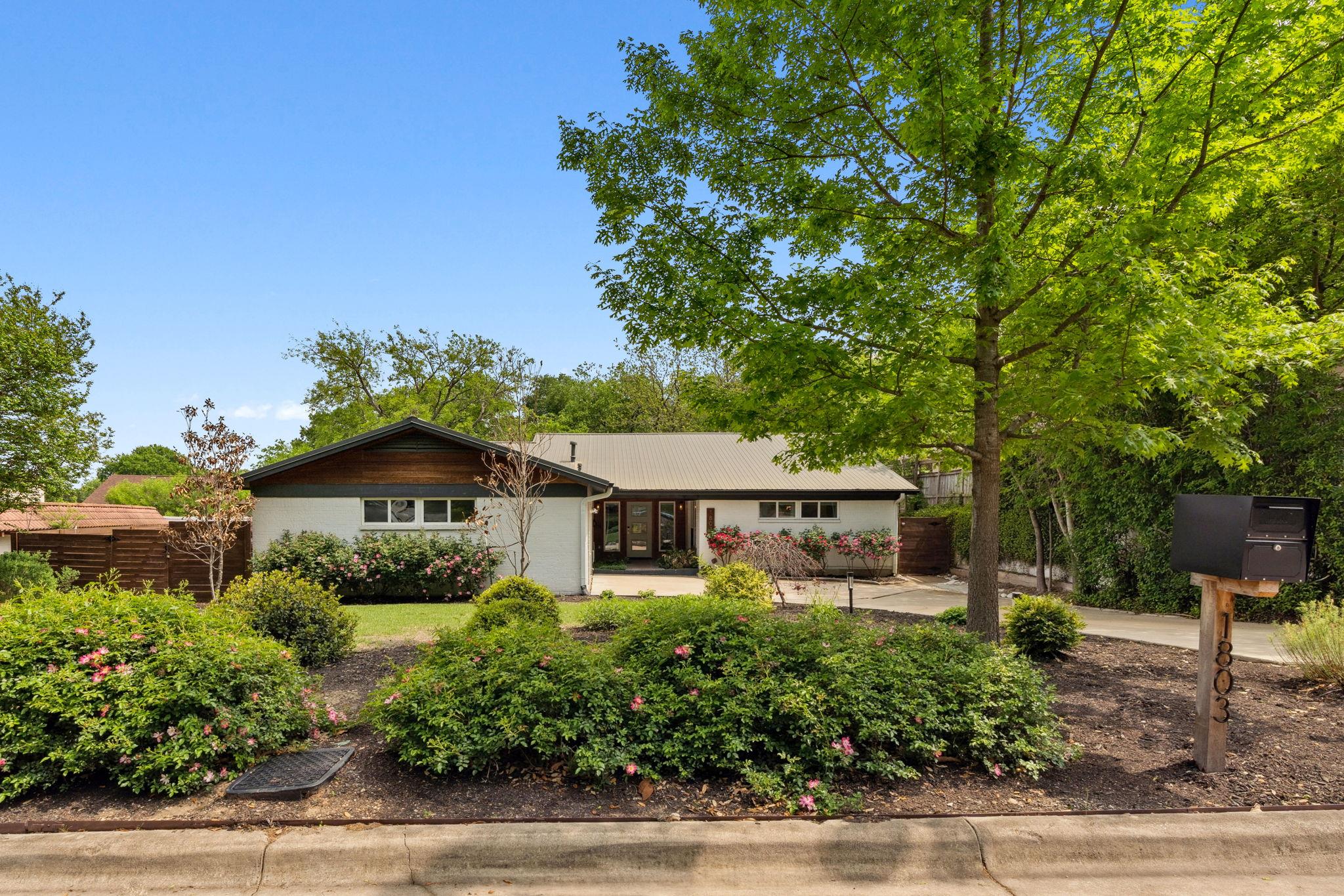 1803 Cedar Ridge Dr Property Photo 3