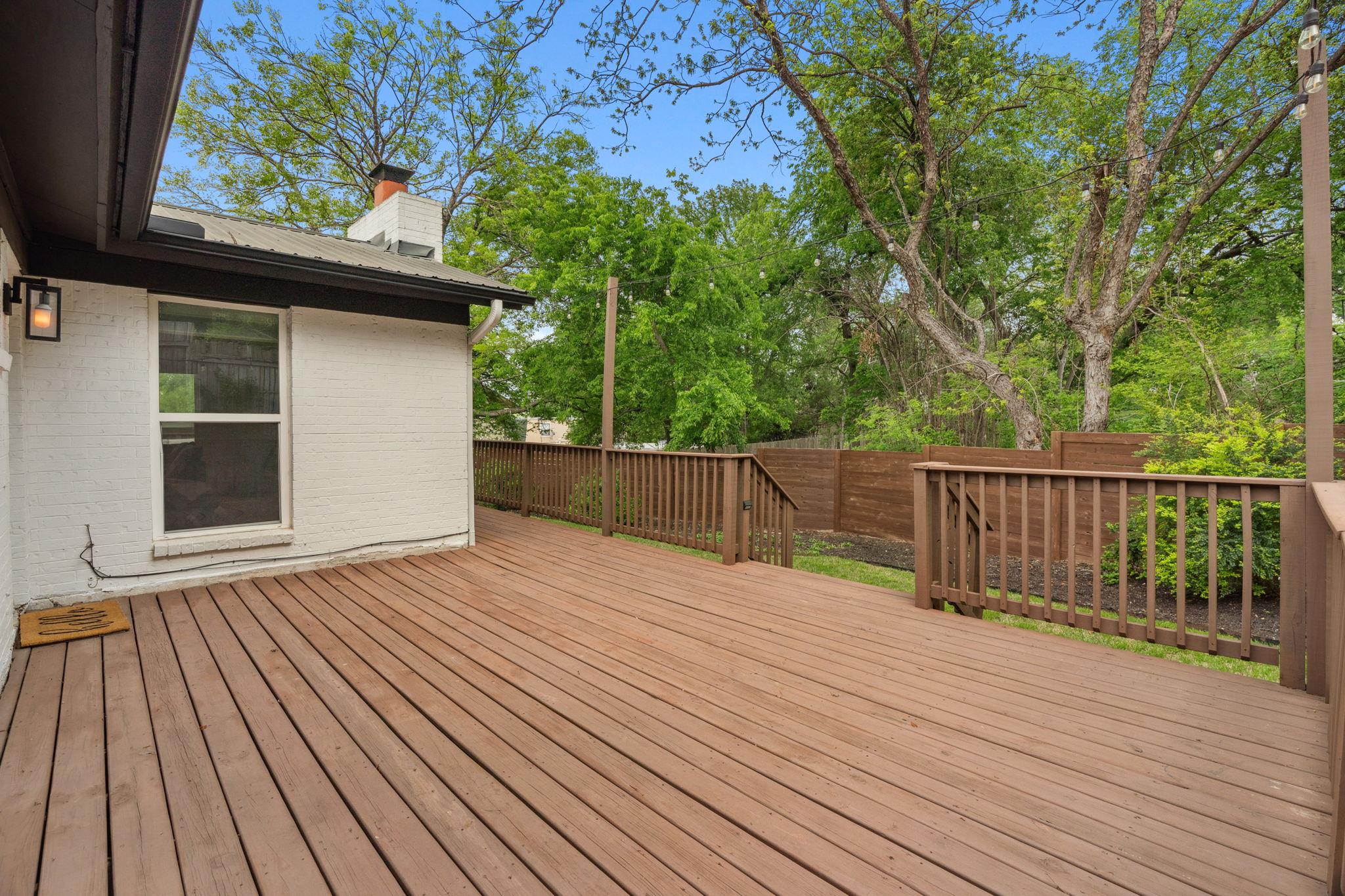 1803 Cedar Ridge Dr Property Photo 32