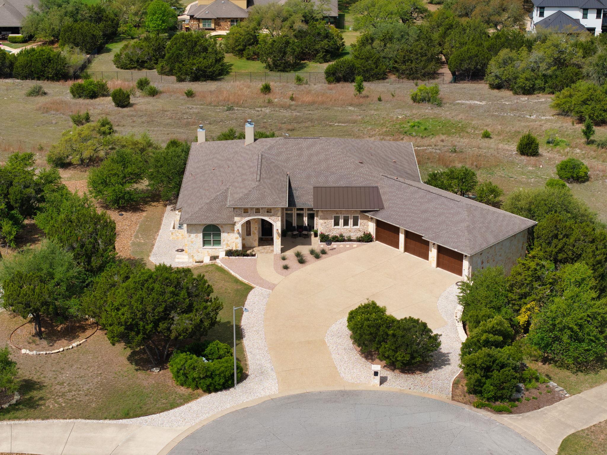 250 Sandy Creek Cv Property Photo 1
