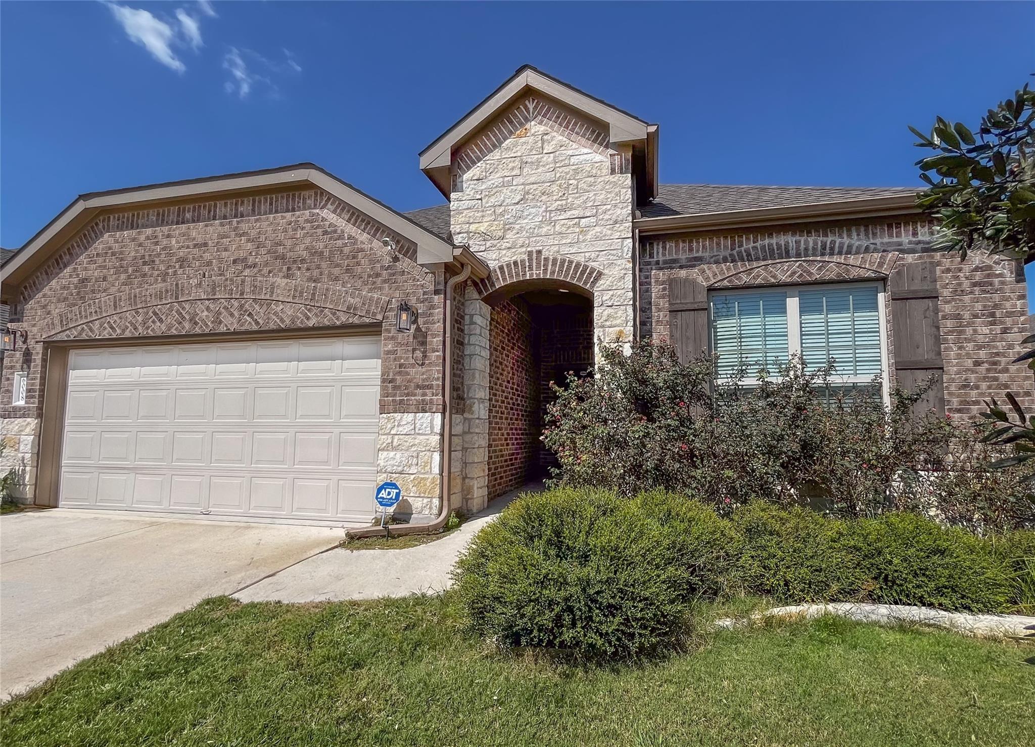 6008 Genova Pl Property Photo 1