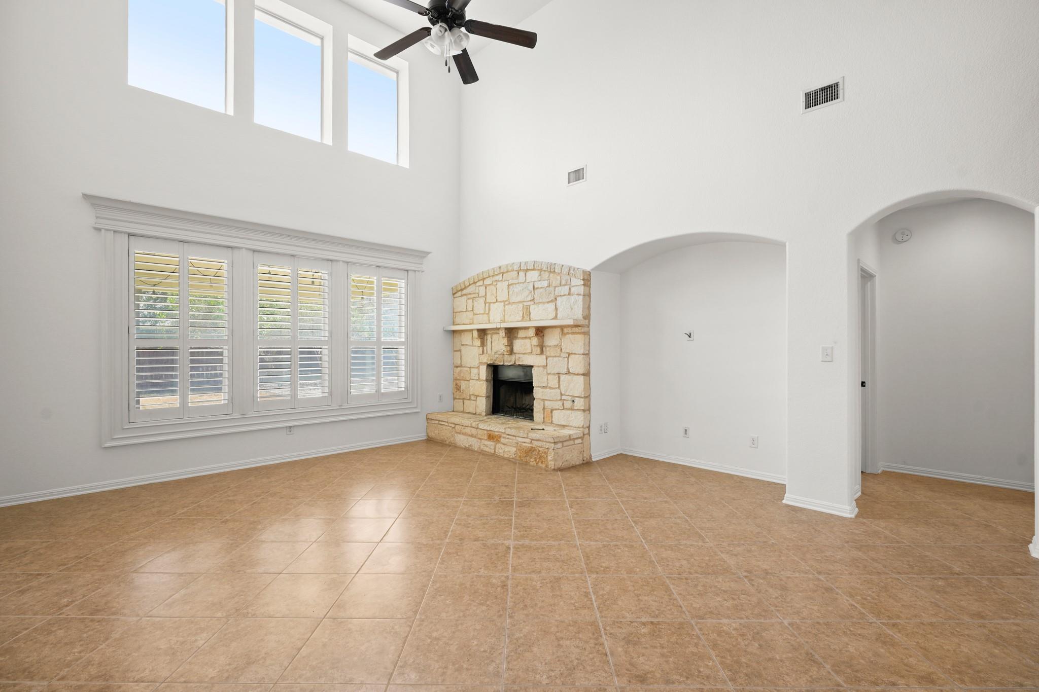 18905 Canyon Sage Ln Property Photo 2