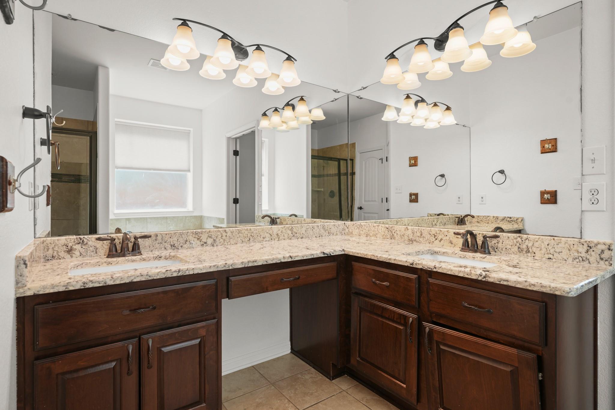 18905 Canyon Sage Ln Property Photo 22