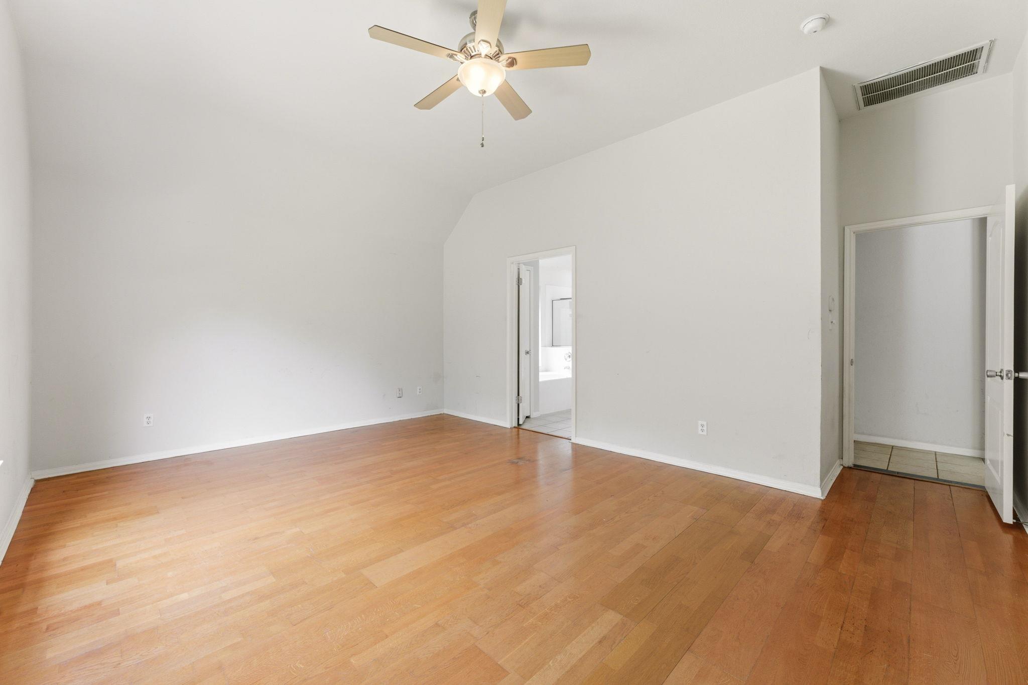 406 Bellaire Oaks Dr Property Photo 21