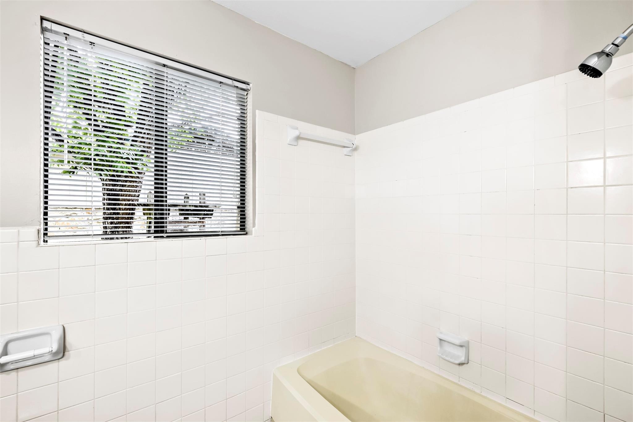 8601 Danville Dr Property Photo 20
