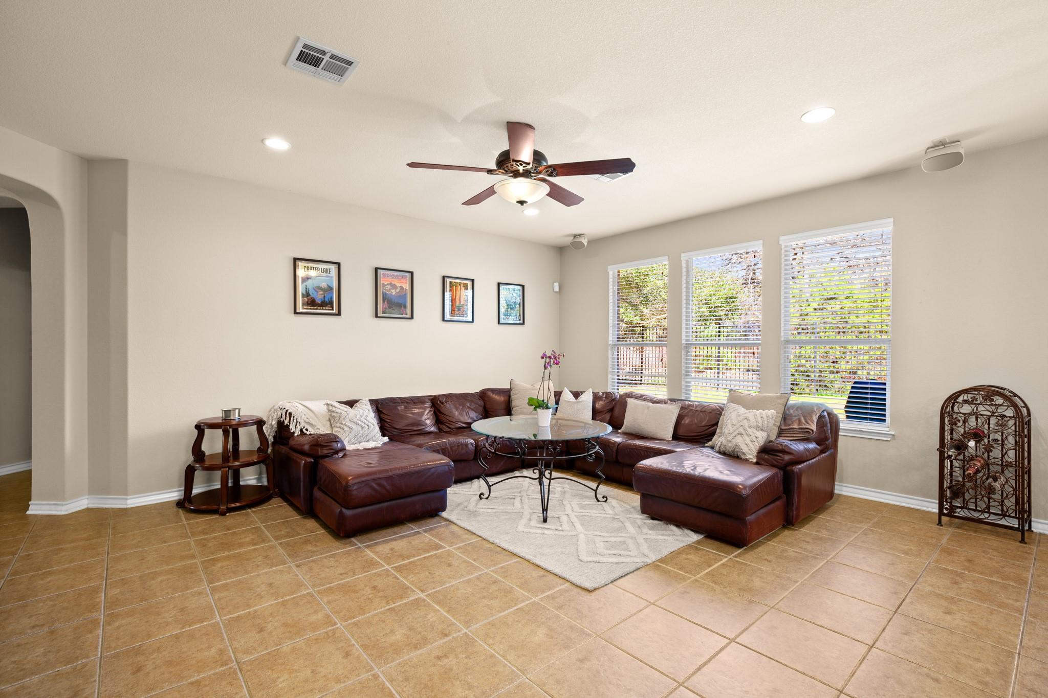 7504 Brecourt Manor Way Property Photo 3