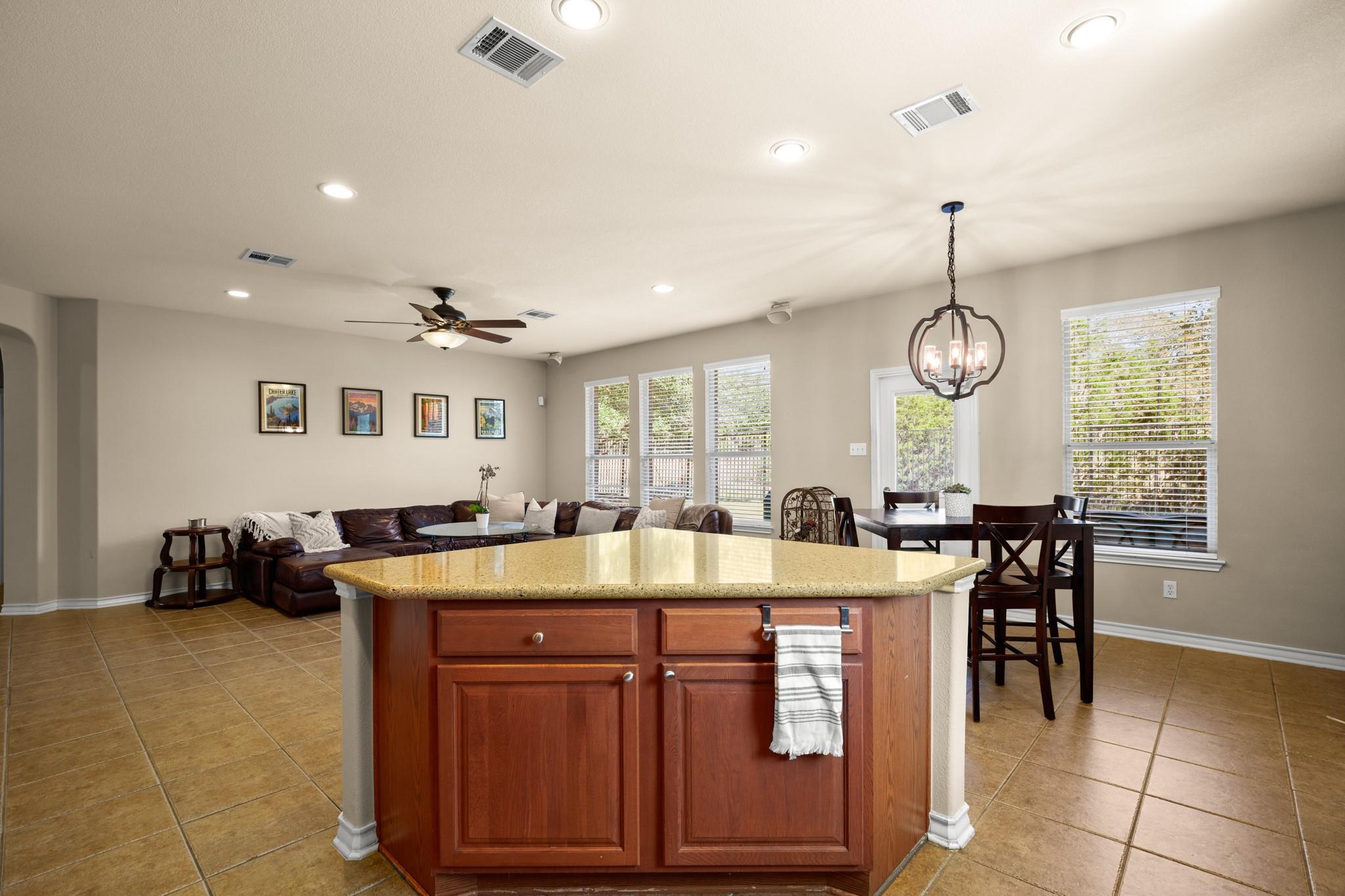7504 Brecourt Manor Way Property Photo 18