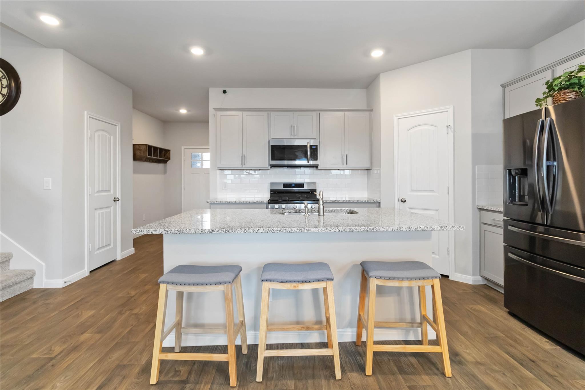 118 Ballyneal Ln Property Photo 3