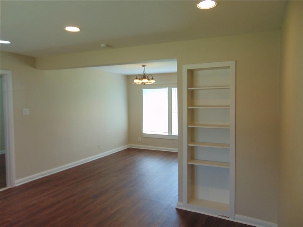 101 Darden Hill Rd #h Property Photo 3