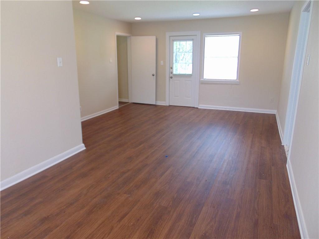 101 Darden Hill Rd #h Property Photo 4