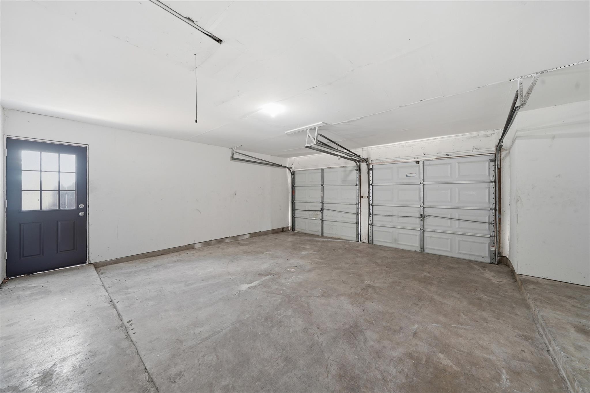 1913 Denfield Dr Property Photo 21