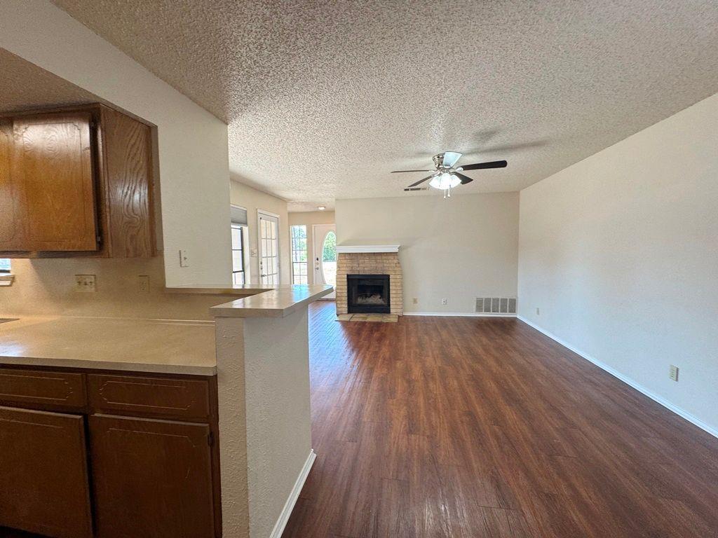 8700 Clearbrook Trl #a Property Photo 11