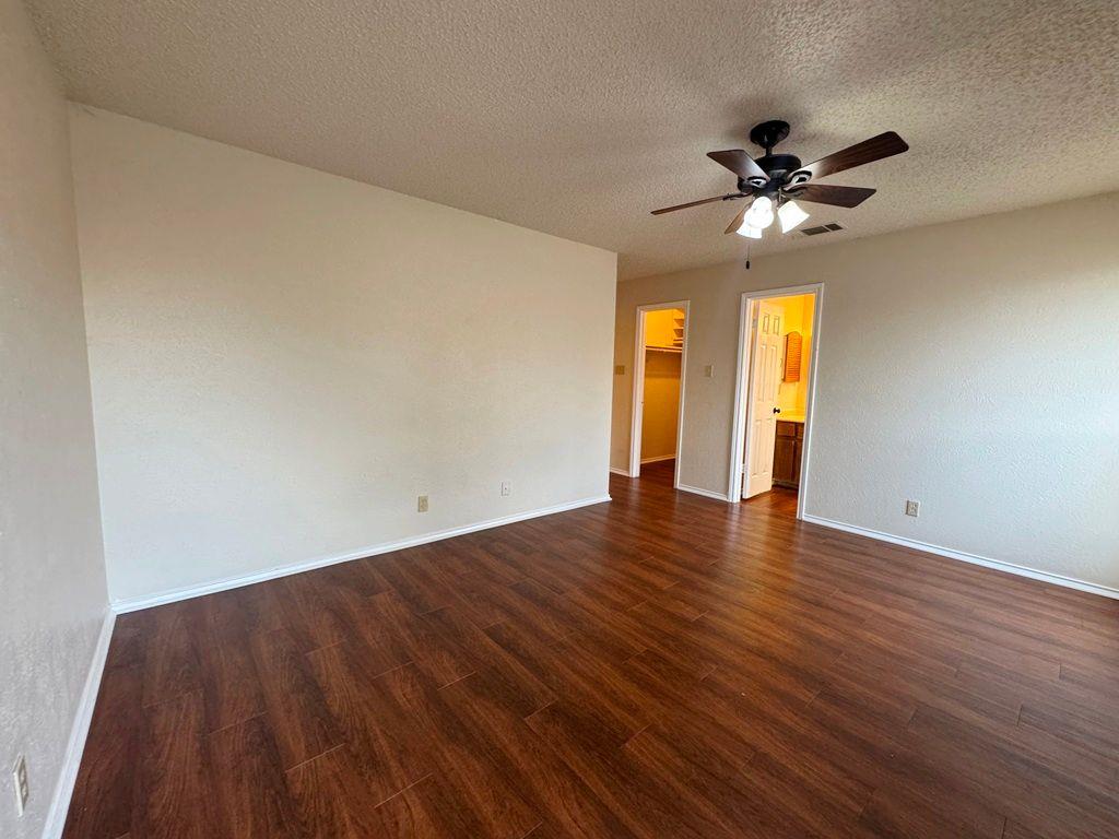 8700 Clearbrook Trl #a Property Photo 22